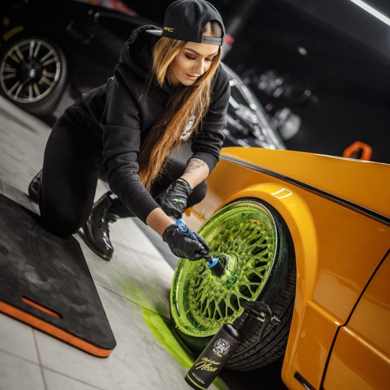 Wheel Cleaner Neon Bad Boys RRCustoms